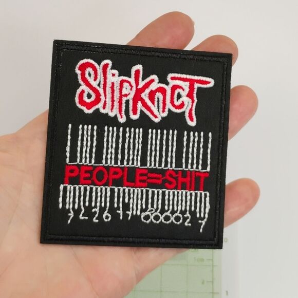 Slipknot Iron On Patch Embroidered Red and White On Black Background - Picture 2 of 10
